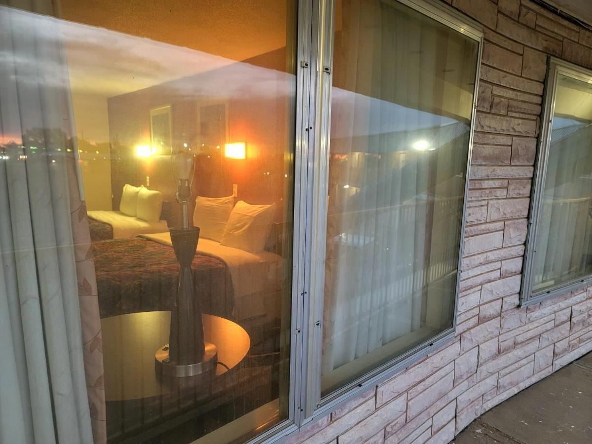Travelors Lodge Motel & Rv Park Us-287&Us-96 Eads Bagian luar foto