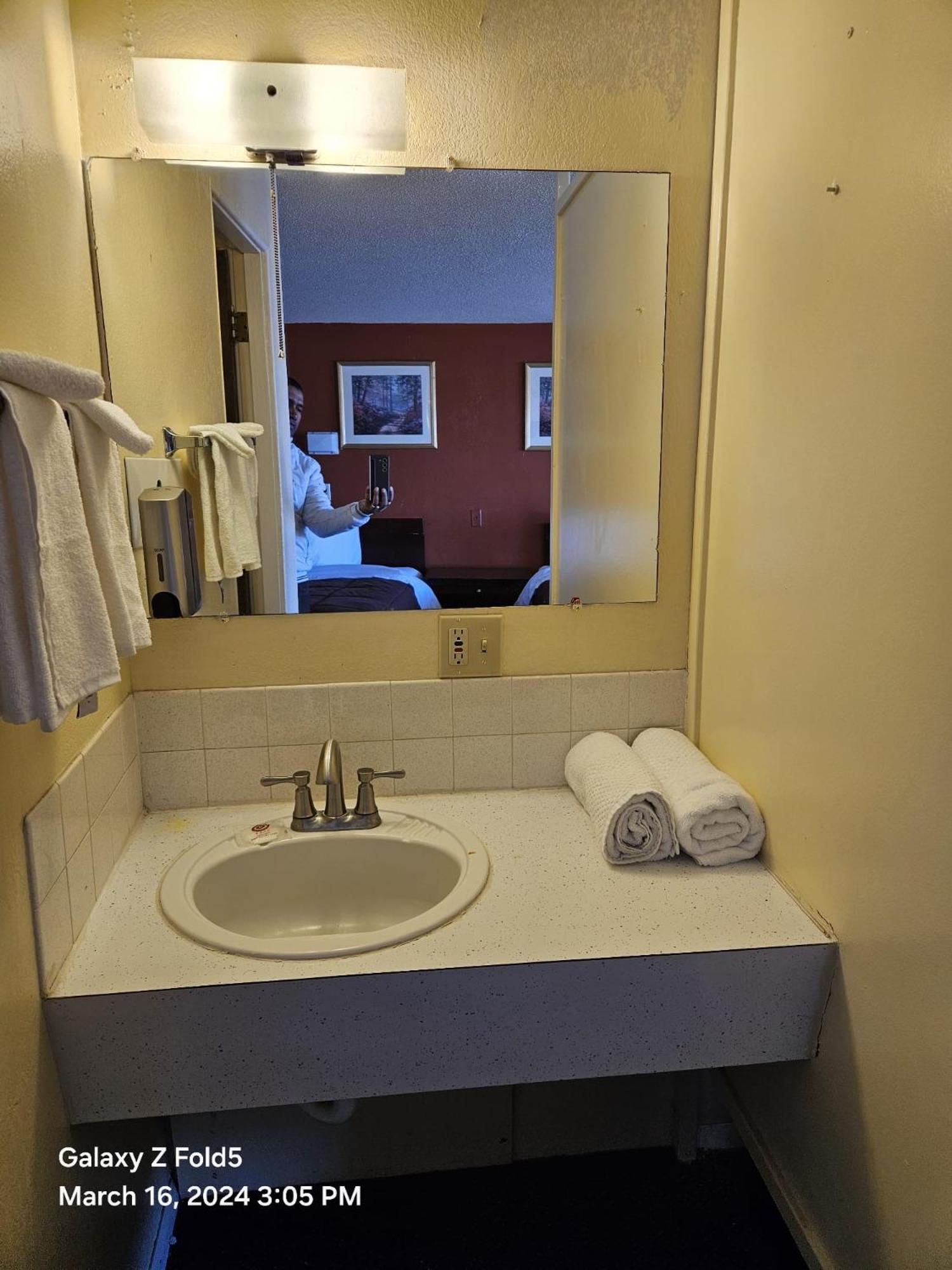 Travelors Lodge Motel & Rv Park Us-287&Us-96 Eads Bagian luar foto
