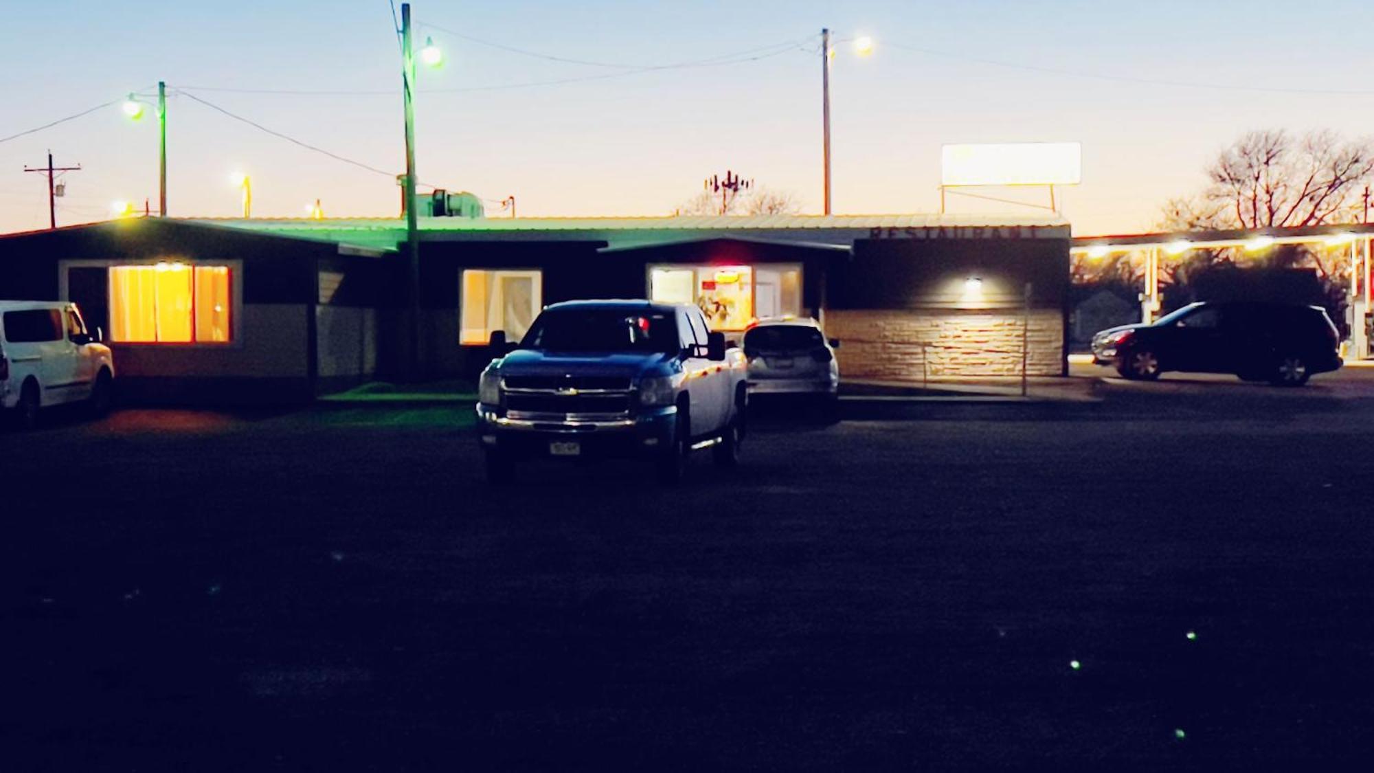 Travelors Lodge Motel & Rv Park Us-287&Us-96 Eads Bagian luar foto