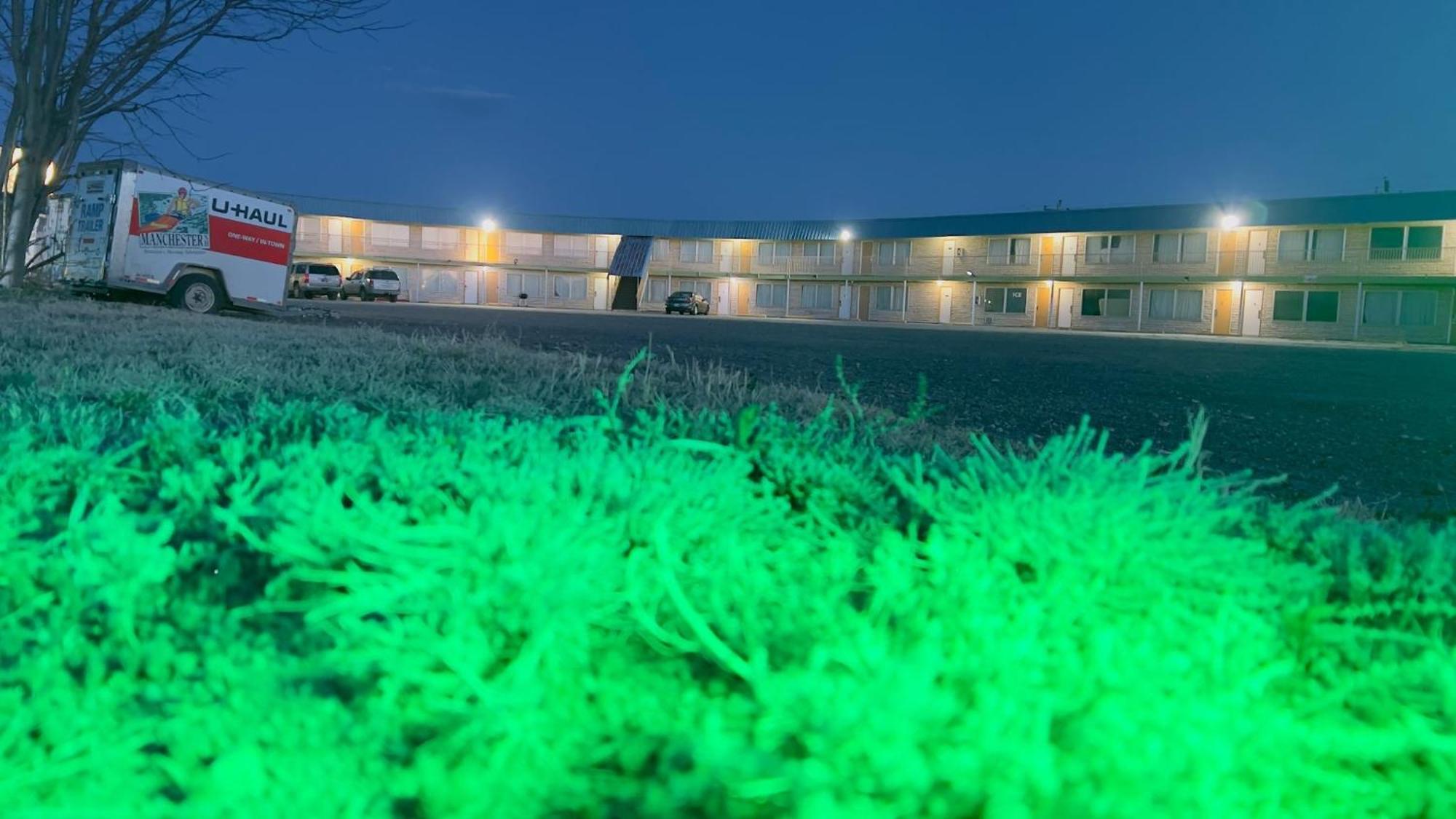 Travelors Lodge Motel & Rv Park Us-287&Us-96 Eads Bagian luar foto